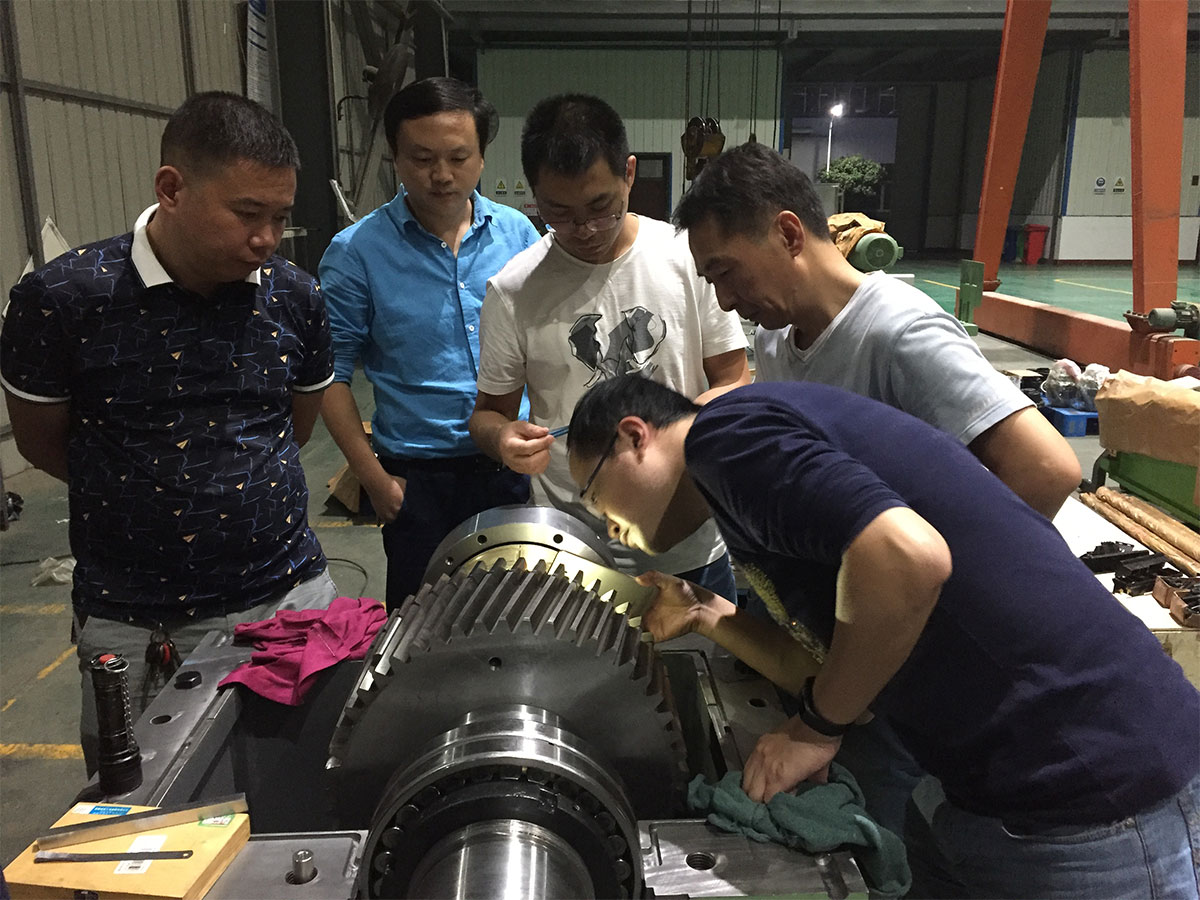 Solving Problems During Assembling The Scrap Chopper Of Baosteel C302